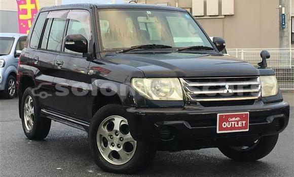 Acheter Occasion Voiture Mitsubishi Pajero iO Noir à Honiara, Guadalcanal Acheter Occasion Voiture Mitsubishi Pajero iO Noir à Honiara, Guadalcanal