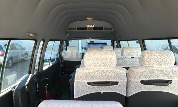 Acheter Occasion Voiture Toyota Hiace Blanc à Dingo Dingo, Malaita Acheter Occasion Voiture Toyota Hiace Blanc à Dingo Dingo, Malaita