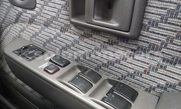 Acheter Occasion Voiture Toyota Hilux Vert à Nendo, Temotu Acheter Occasion Voiture Toyota Hilux Vert à Nendo, Temotu