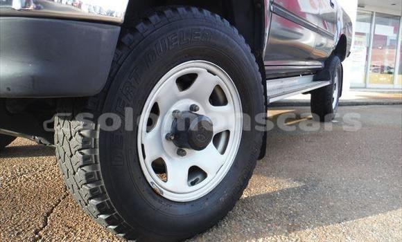 Acheter Occasion Voiture Toyota Hilux Vert à Nendo, Temotu Acheter Occasion Voiture Toyota Hilux Vert à Nendo, Temotu