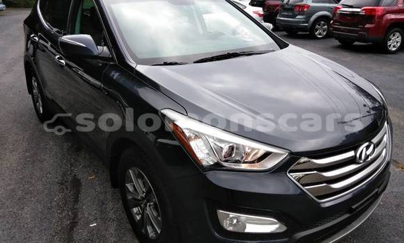 Acheter Occasion Voiture Hyundai Santa Fe Autre à Honiara, Guadalcanal Acheter Occasion Voiture Hyundai Santa Fe Autre à Honiara, Guadalcanal