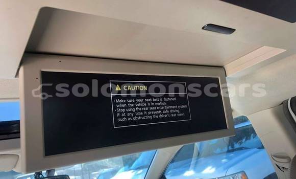 Acheter Import Voiture Toyota Sienna Blanc à Honiara, Guadalcanal Acheter Import Voiture Toyota Sienna Blanc à Honiara, Guadalcanal