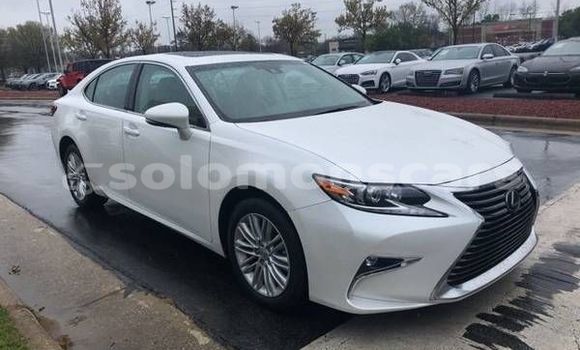 Acheter Occasion Voiture Lexus ES Blanc à Auki, Malaita