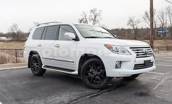 Acheter Occasion Voiture Lexus LX 570 Blanc à Auki, Malaita
