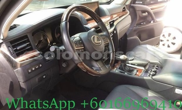 Acheter Occasion Voiture Lexus LX 570 Noir à Santa Isabel Island, Isabel