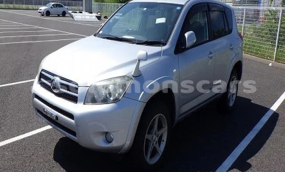 Buy Used Toyota RAV4 Silver Car in Honiara in Guadalcanal Buy Used Toyota RAV4 Silver Car in Honiara in Guadalcanal