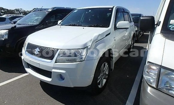 Acheter Occasion Voiture Suzuki Escudo Blanc à Honiara, Guadalcanal