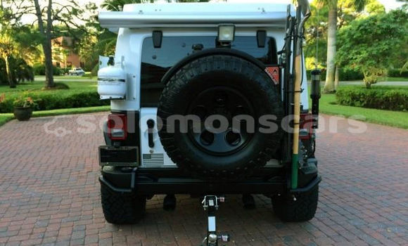 Buy Used Jeep Wrangler White Car in Gizo in Western Buy Used Jeep Wrangler White Car in Gizo in Western