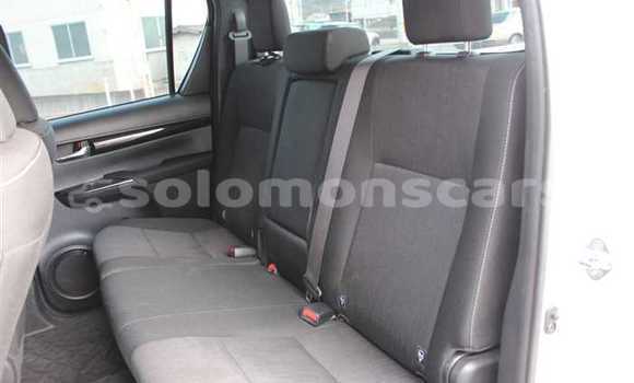 Buy Used Toyota Hilux White Car in Buala in Isabel Buy Used Toyota Hilux White Car in Buala in Isabel