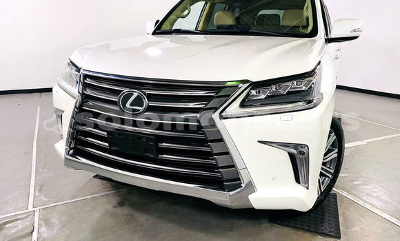 Acheter Occasion Voiture Lexus LX 570 Blanc à Baghare, Makira-Ulawa 