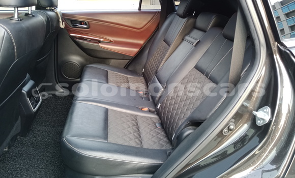 Acheter Import Voiture Toyota Harrier Marron à Honiara, Guadalcanal Acheter Import Voiture Toyota Harrier Marron à Honiara, Guadalcanal