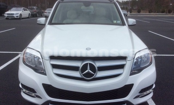 Buy Used Mercedes‒Benz GLK–Class White Car in Baghare in Makira-Ulawa Buy Used Mercedes‒Benz GLK–Class White Car in Baghare in Makira-Ulawa