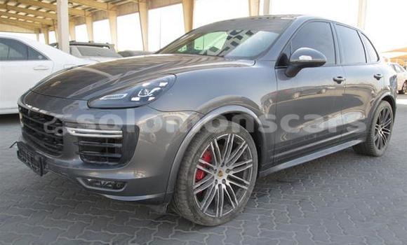 Acheter Occasion Voiture Porsche Cayenne Gris à Auki, Malaita Acheter Occasion Voiture Porsche Cayenne Gris à Auki, Malaita