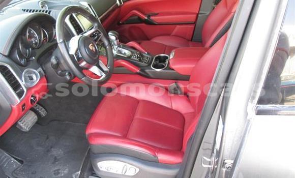 Buy Used Porsche Cayenne Silver Car in Auki in Malaita Buy Used Porsche Cayenne Silver Car in Auki in Malaita