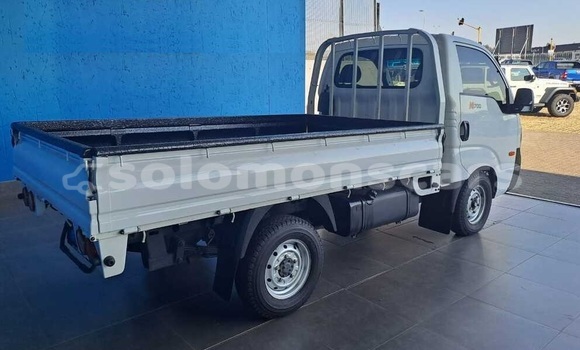 Acheter Occasion Voiture Kia K7 Blanc à Honiara, Guadalcanal Acheter Occasion Voiture Kia K7 Blanc à Honiara, Guadalcanal