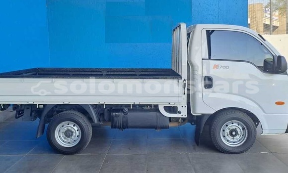 Acheter Occasion Voiture Kia K7 Blanc à Honiara, Guadalcanal Acheter Occasion Voiture Kia K7 Blanc à Honiara, Guadalcanal