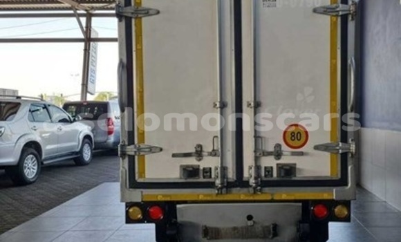 Acheter Occasion Voiture Kia K7 Blanc à Honiara, Guadalcanal Acheter Occasion Voiture Kia K7 Blanc à Honiara, Guadalcanal