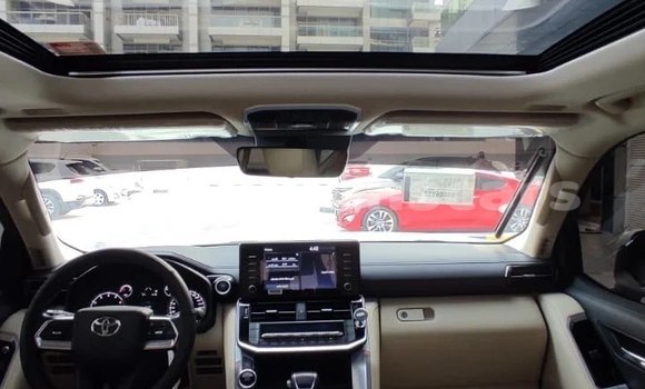 Buy Used Toyota Land Cruiser White Car in Barora Island in Isabel Buy Used Toyota Land Cruiser White Car in Barora Island in Isabel