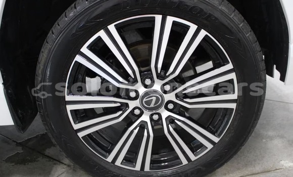 Buy Used Lexus LX White Car in Rokera in Malaita Buy Used Lexus LX White Car in Rokera in Malaita