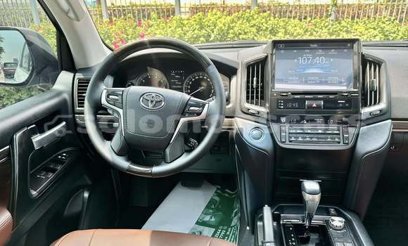 Buy Used Toyota Land Cruiser White Car in Tulagi in Central Buy Used Toyota Land Cruiser White Car in Tulagi in Central