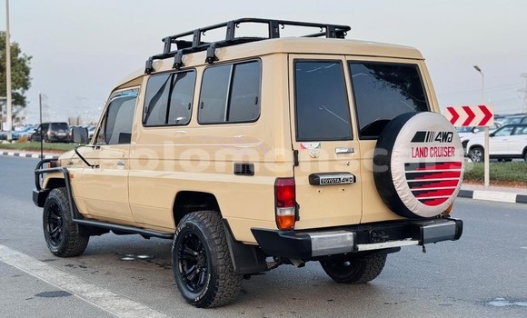 Buy Import Toyota Land Cruiser Beige Car in Honiara in Guadalcanal Buy Import Toyota Land Cruiser Beige Car in Honiara in Guadalcanal