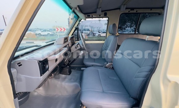 Buy Import Toyota Land Cruiser Beige Car in Honiara in Guadalcanal Buy Import Toyota Land Cruiser Beige Car in Honiara in Guadalcanal