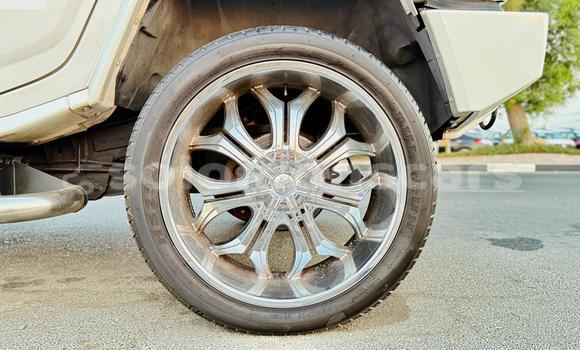 Buy Import Hummer H2 White Car in Honiara in Guadalcanal Buy Import Hummer H2 White Car in Honiara in Guadalcanal