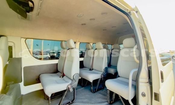 Buy Import Toyota Hiace White Car in Honiara in Guadalcanal Buy Import Toyota Hiace White Car in Honiara in Guadalcanal