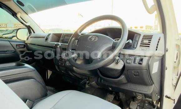 Buy Import Toyota Hiace White Car in Honiara in Guadalcanal Buy Import Toyota Hiace White Car in Honiara in Guadalcanal