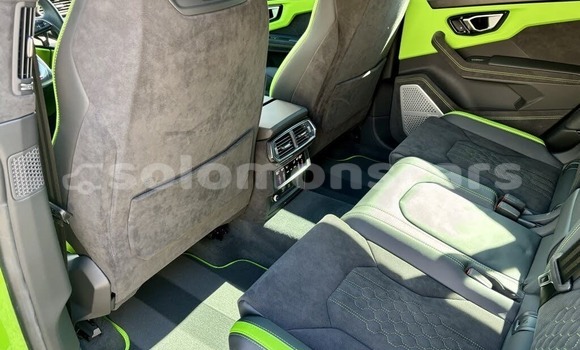 Buy Used Lamborghini Urus Green Car in Barora Island in Isabel Buy Used Lamborghini Urus Green Car in Barora Island in Isabel