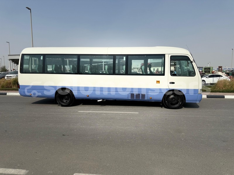 Big with watermark toyota coaster guadalcanal honiara 1161