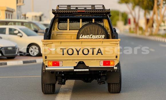 Buy Import Toyota Land Cruiser Beige Car in Honiara in Guadalcanal Buy Import Toyota Land Cruiser Beige Car in Honiara in Guadalcanal