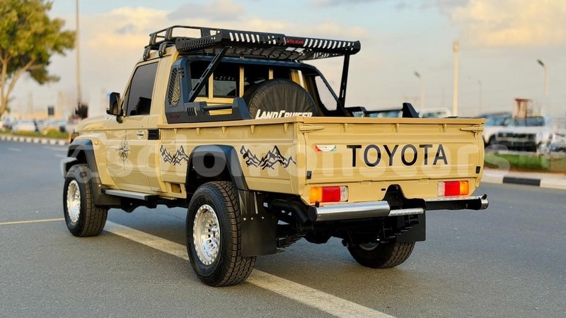 Big with watermark toyota land cruiser guadalcanal honiara 1164