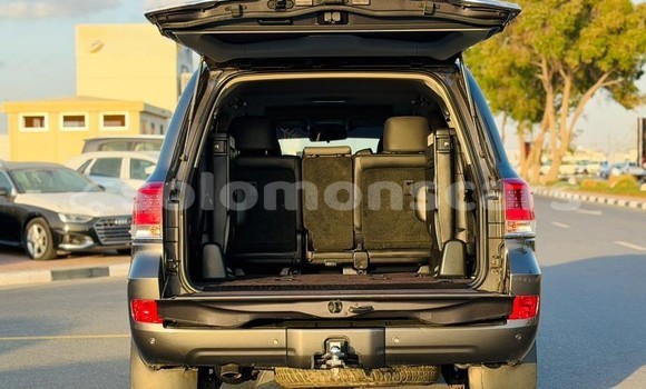 Buy Used Toyota Land Cruiser Other Car in Honiara in Guadalcanal Buy Used Toyota Land Cruiser Other Car in Honiara in Guadalcanal