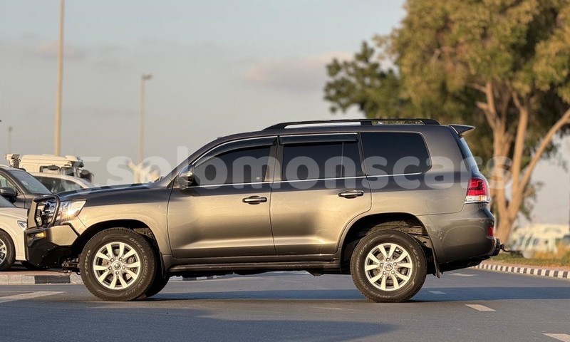Big with watermark toyota land cruiser guadalcanal honiara 1178