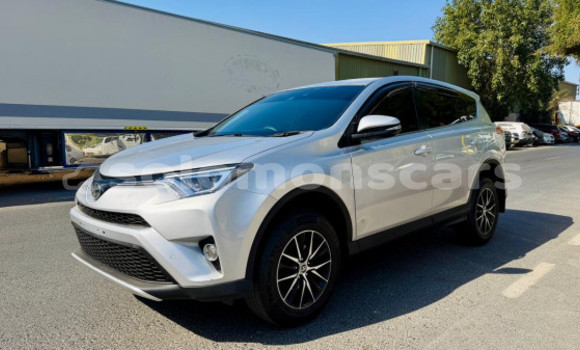 Buy Used Toyota RAV4 Silver Car in Honiara in Guadalcanal Buy Used Toyota RAV4 Silver Car in Honiara in Guadalcanal