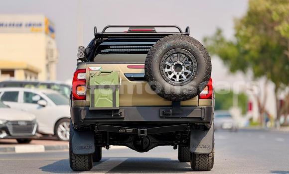 Buy Used Toyota Hilux Green Car in Honiara in Guadalcanal Buy Used Toyota Hilux Green Car in Honiara in Guadalcanal