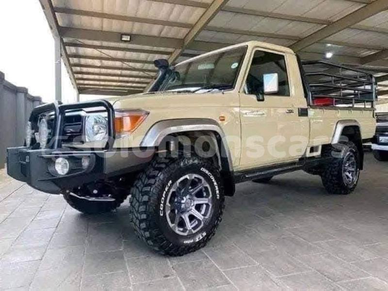 Big with watermark toyota land cruiser western gizo 1193