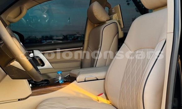 Buy Used Toyota Land Cruiser Black Car in Honiara in Guadalcanal Buy Used Toyota Land Cruiser Black Car in Honiara in Guadalcanal
