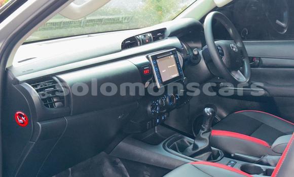 Buy Used Toyota Hilux Silver Car in Honiara in Guadalcanal Buy Used Toyota Hilux Silver Car in Honiara in Guadalcanal