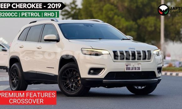 Buy Used Jeep Cherokee White Car in Honiara in Guadalcanal