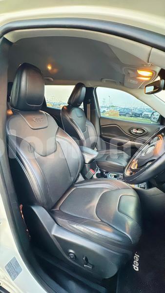 Big with watermark jeep cherokee guadalcanal honiara 1197