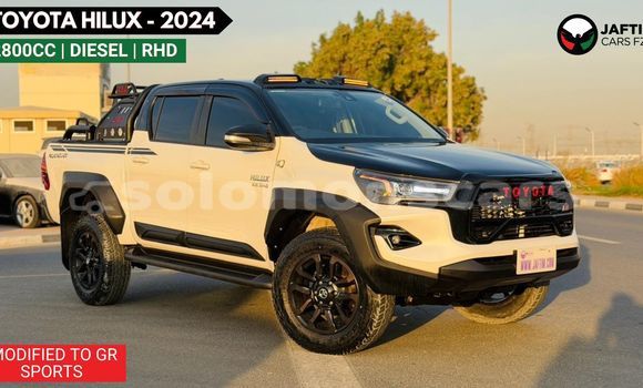 Buy Used Toyota Hilux White Car in Honiara in Guadalcanal