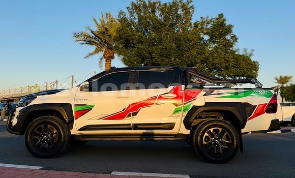 Buy Used Toyota Hilux White Car in Honiara in Guadalcanal Buy Used Toyota Hilux White Car in Honiara in Guadalcanal