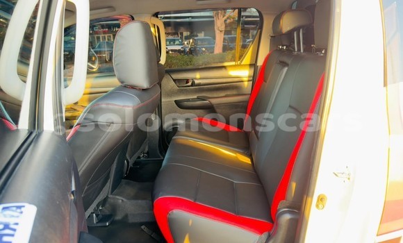 Buy Used Toyota Hilux White Car in Honiara in Guadalcanal Buy Used Toyota Hilux White Car in Honiara in Guadalcanal