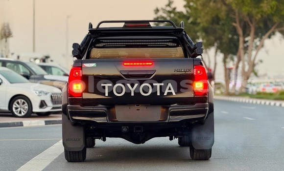 Buy Used Toyota Hilux Black Car in Honiara in Guadalcanal Buy Used Toyota Hilux Black Car in Honiara in Guadalcanal