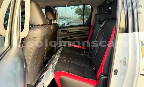 Buy Used Toyota Hilux White Car in Honiara in Guadalcanal Buy Used Toyota Hilux White Car in Honiara in Guadalcanal
