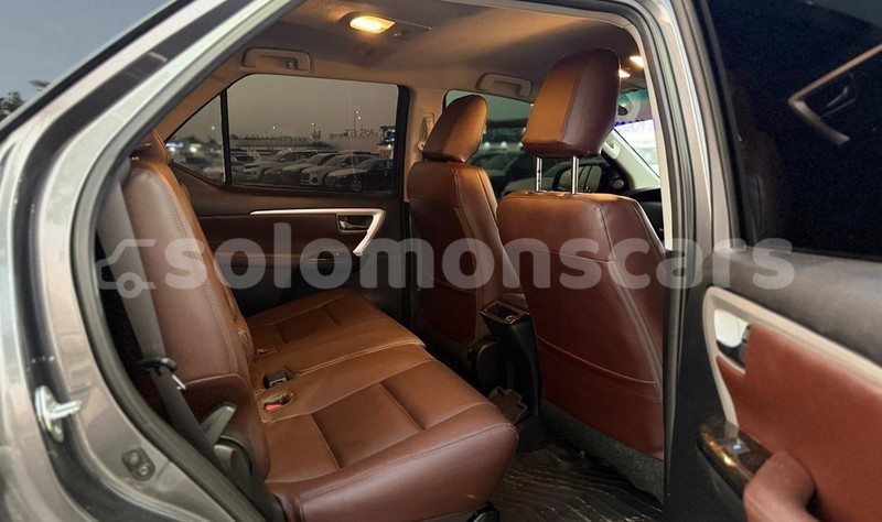 Big with watermark toyota fortuner western gizo 1215