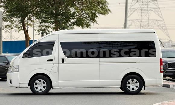 Buy Used Toyota Hiace White Car in Gizo in Western Buy Used Toyota Hiace White Car in Gizo in Western
