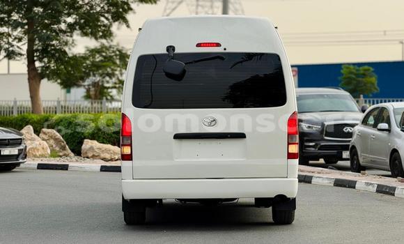 Buy Used Toyota Hiace White Car in Gizo in Western Buy Used Toyota Hiace White Car in Gizo in Western
